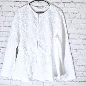 NWOT XL Isaac Mizrahi white quilted peplum jacket
